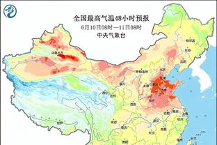 裁判压哨驱逐付豪！一开始搞错人了 弄得手帝满脸问号